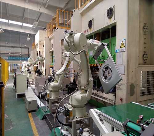 安川冲压机器人_弧焊机器人维修_成都圣锐思机电设备